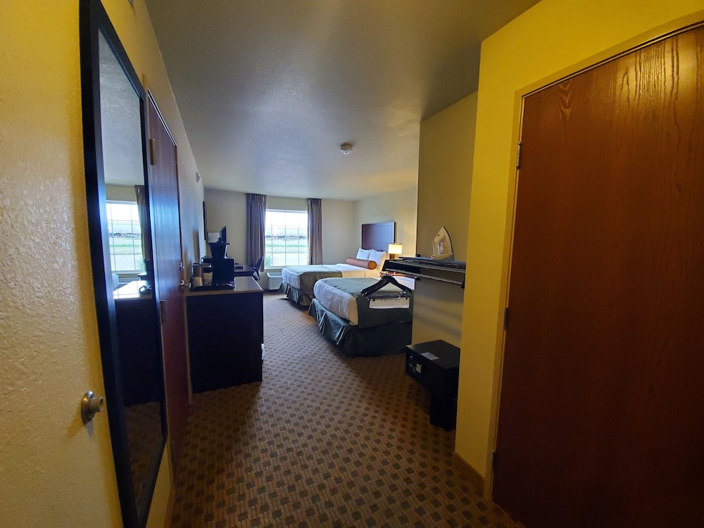 Cobblestone Inn Suites Eaton Co 31/72