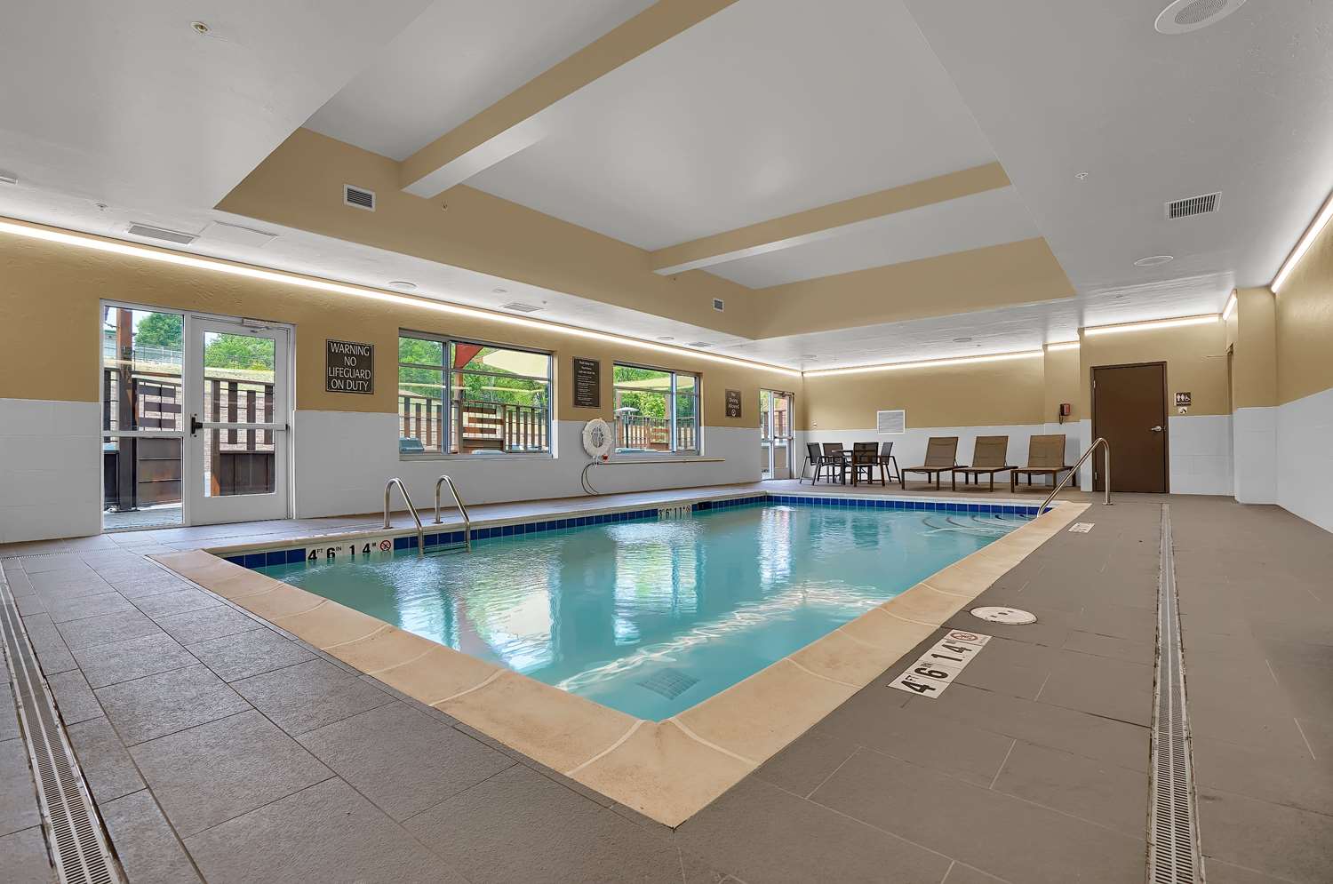 Best Western Plus Executive Residency Fillmore Inn 3/15