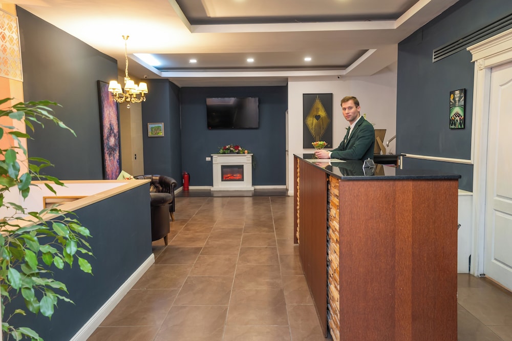 Liad City Center Apartments 6/50