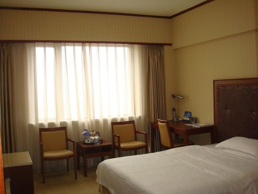 Dalian Royal Hotel 12/24
