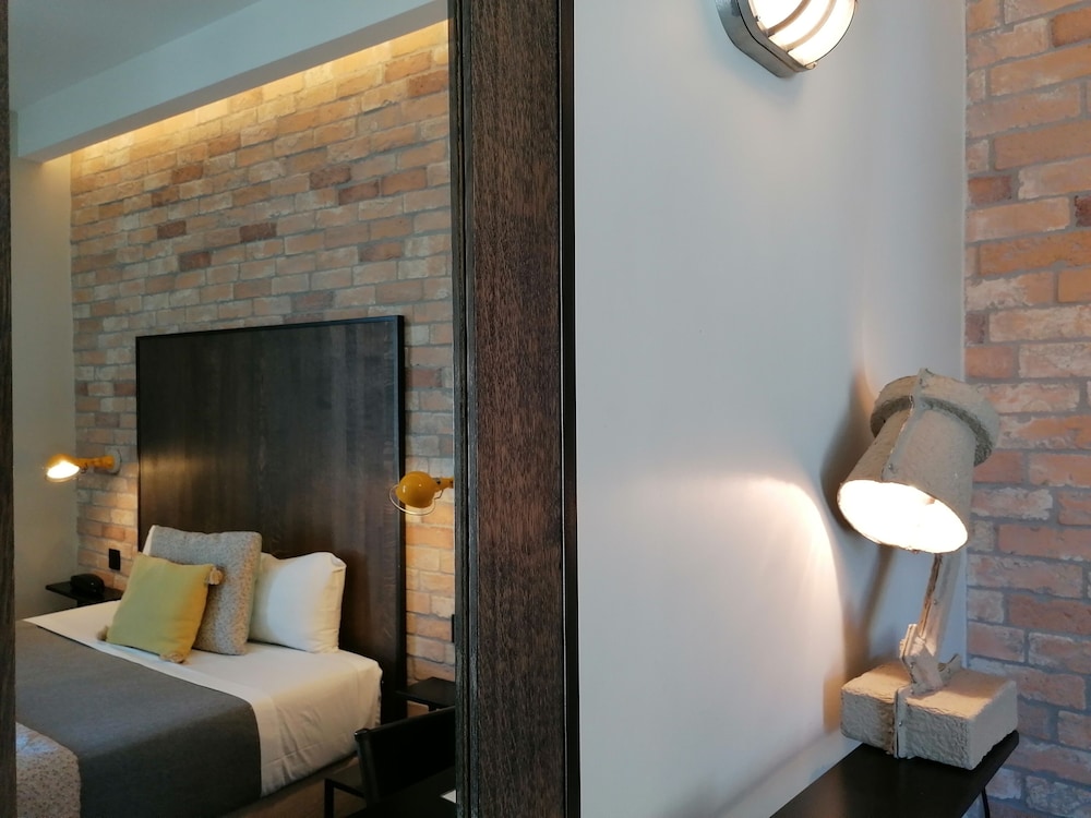 HOTEL MICHELET ODEON 50/50