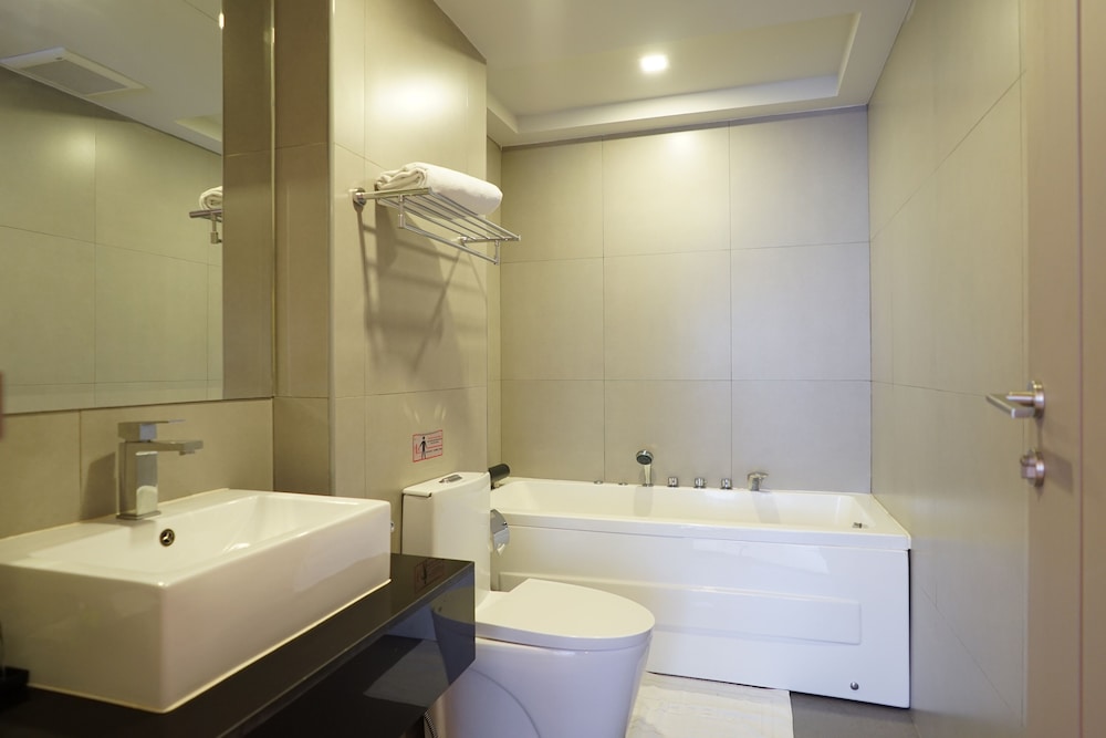 De Prime Rangnam Hotel 35/37