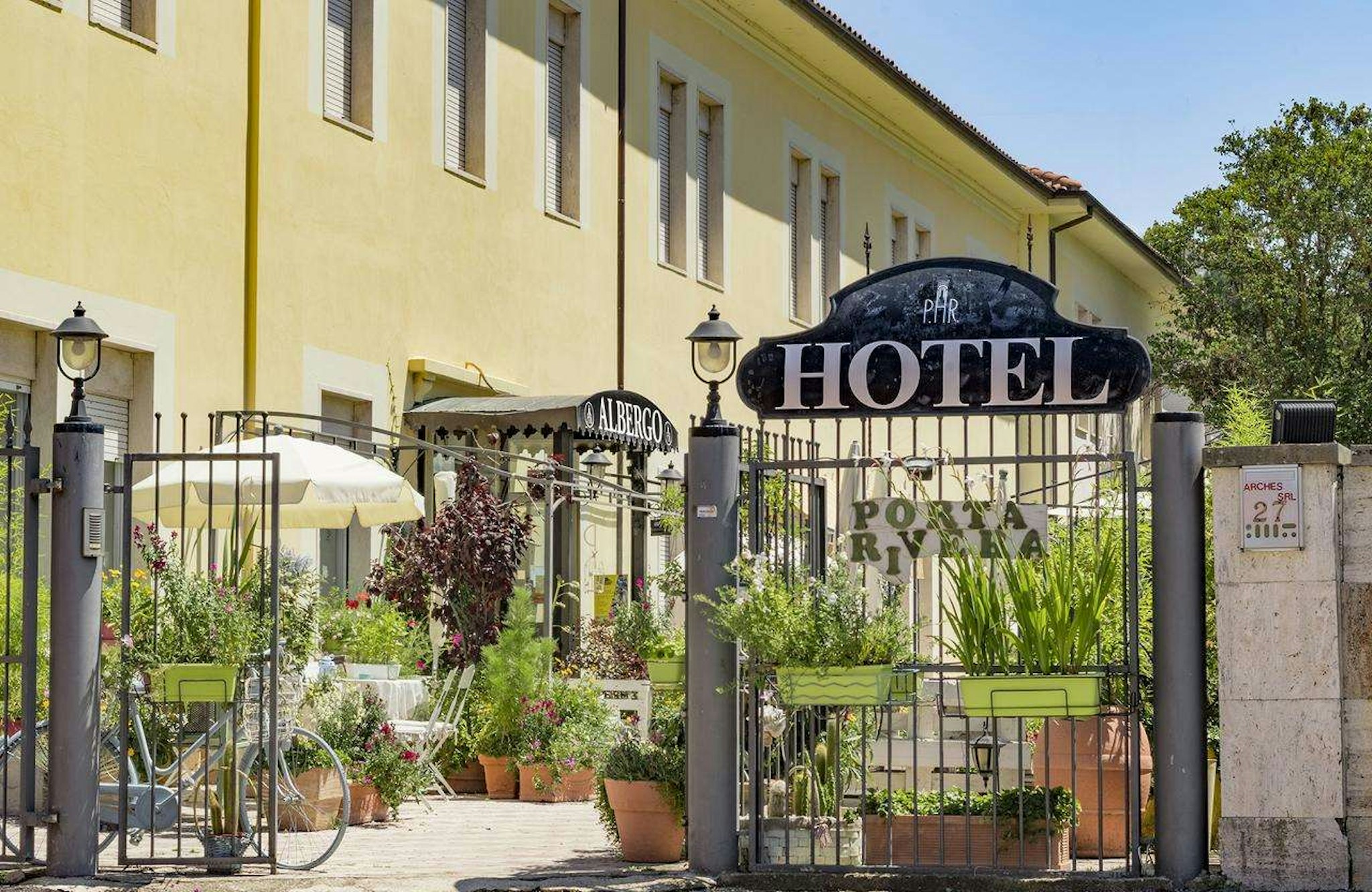 HOTEL PORTA RIVERA 5/39