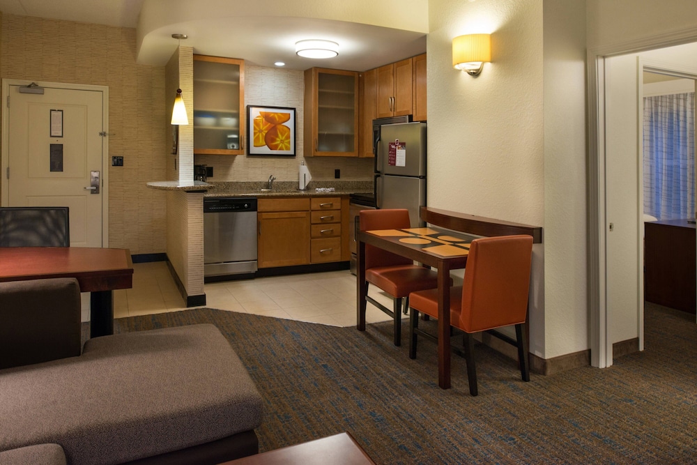 Residence Inn Gainesville I-75 23/30
