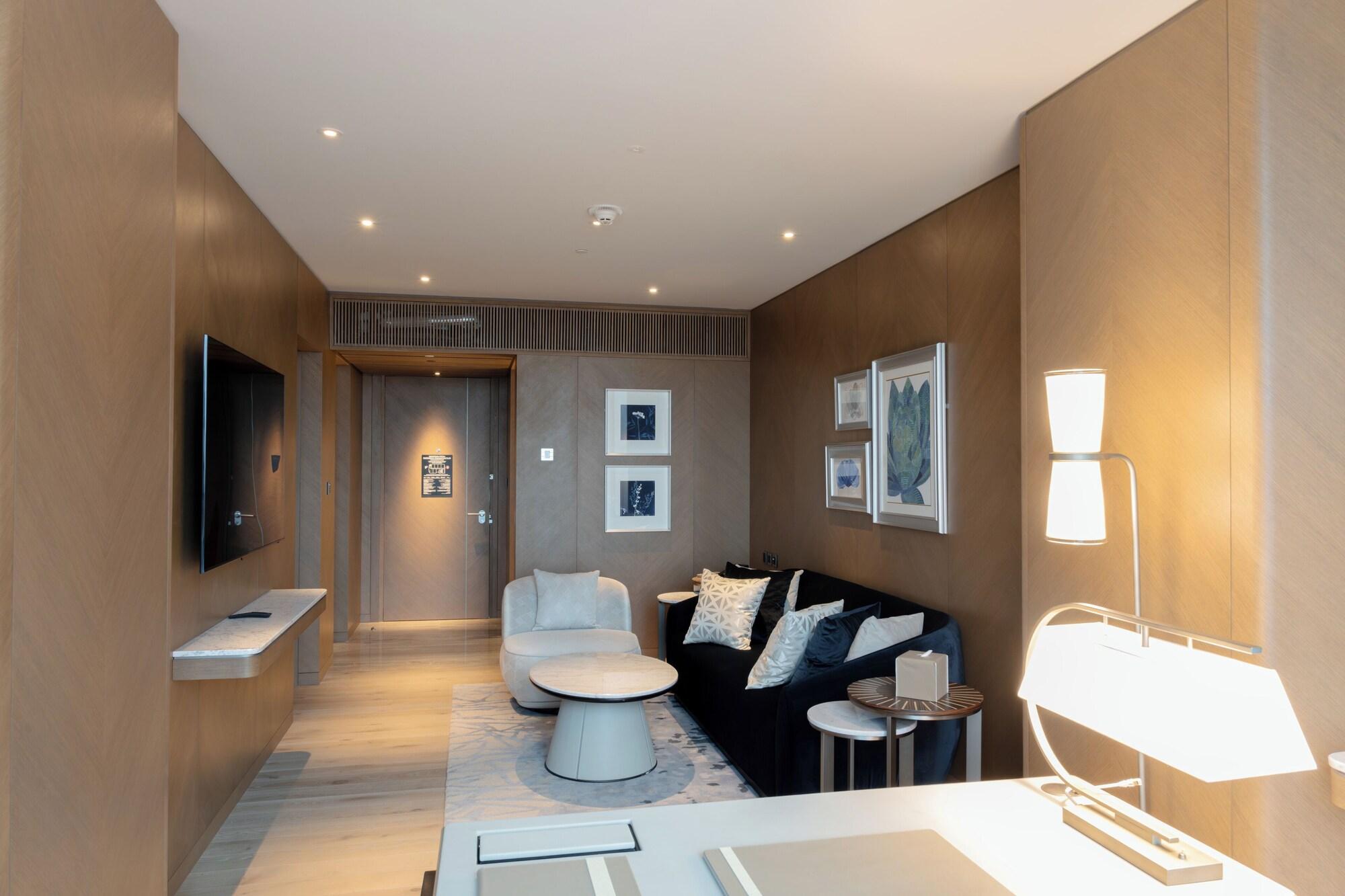 Alam, Suite, King Bed, Sea View