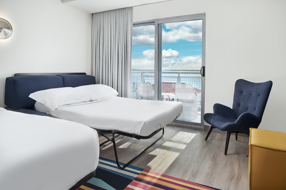 Aloft Ocean City 38/69