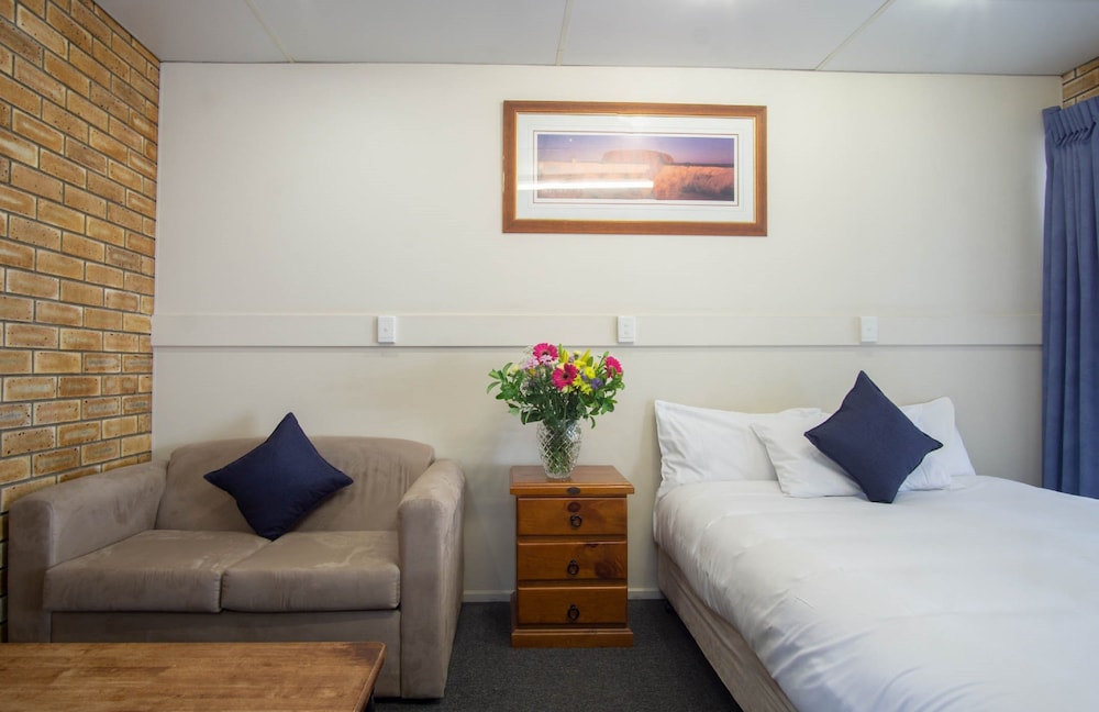 Acacia Motor Inn Bundaberg 21/32
