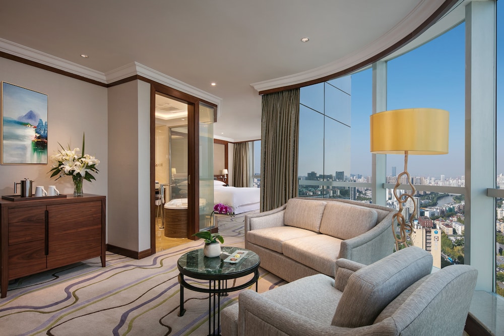 Sheraton Nanjing Kingsley Hotel and Towers 21/27