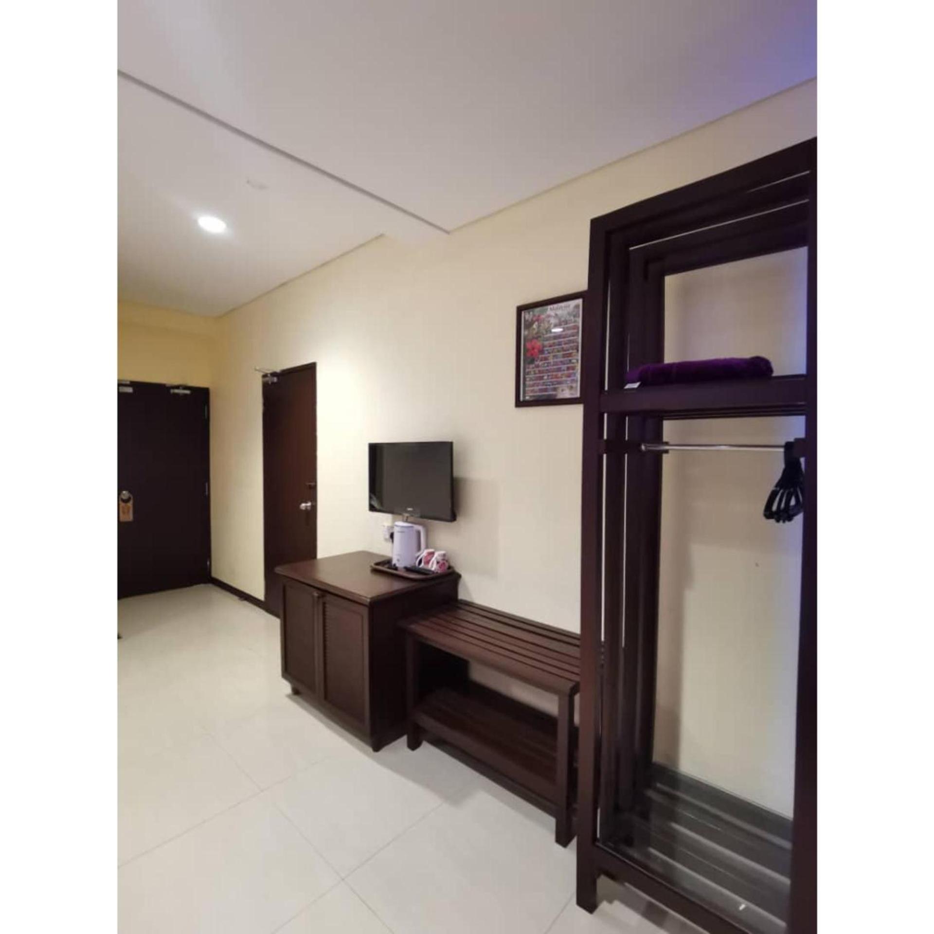 Hotel O Pavilion Inn Hotel 34/42