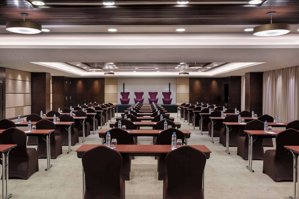Hyatt Regency Oryx Doha 74/79