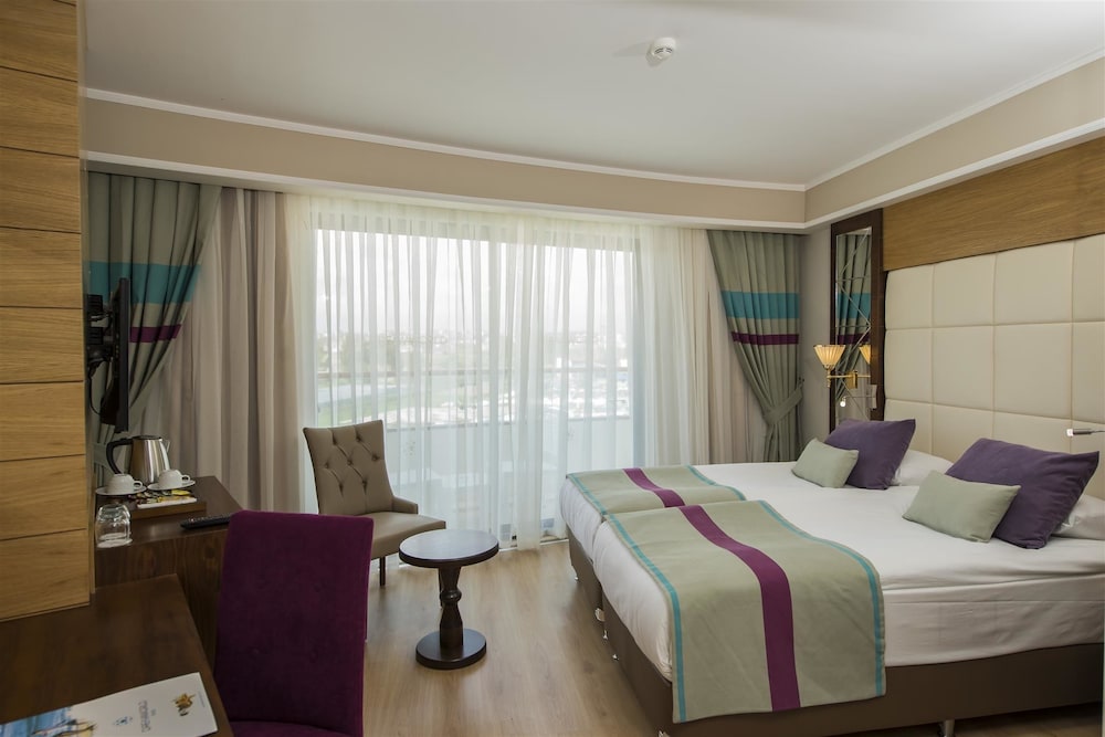 Dream World Aqua Hotel 9/50