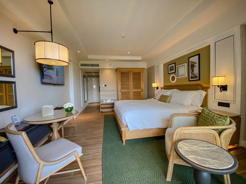 Dusit Thani Hua Hin 45/94