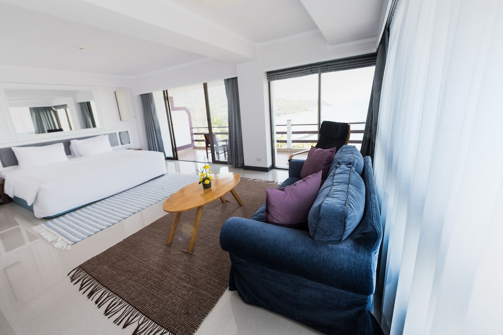 Rayong Resort Hotel 24/65