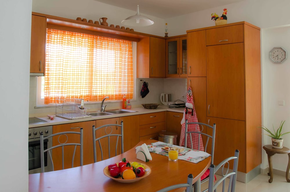 Graziella Apartments 43/51
