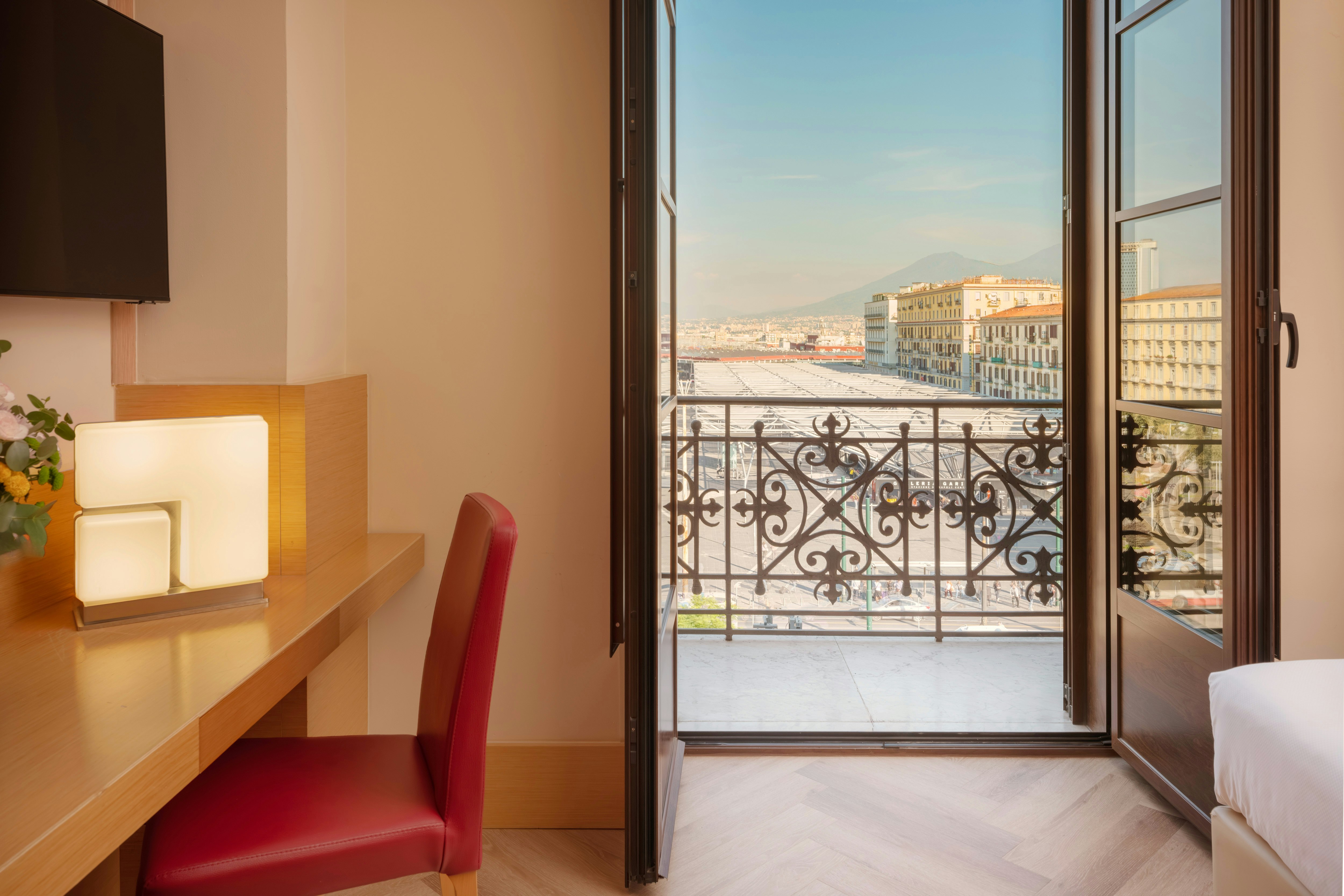 Unahotels Napoli 24/76