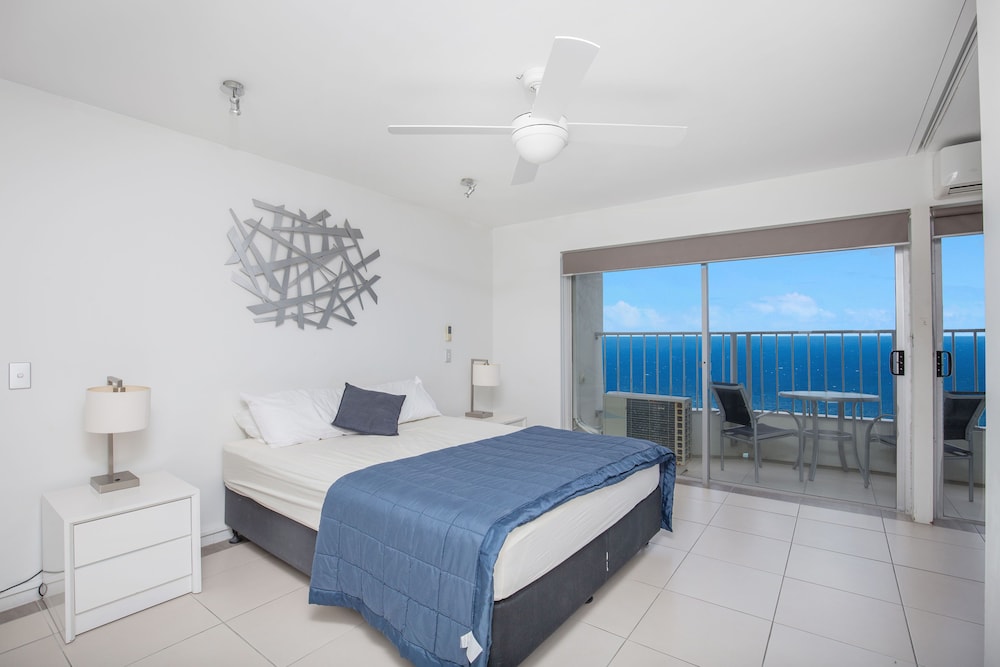 2 BEDROOMS, SUPERIOR, APARTMENT, OCEAN VIEW