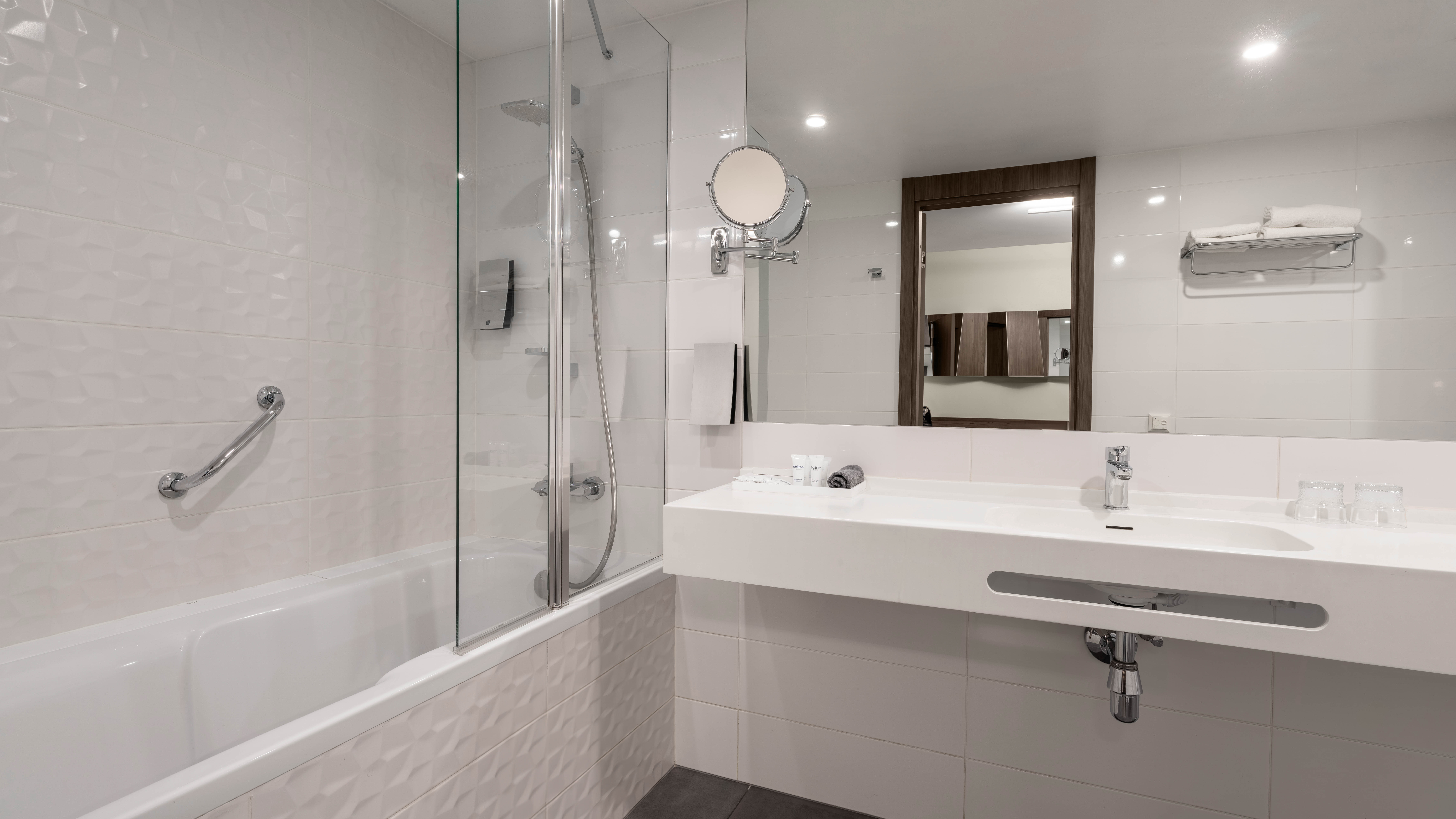 FAMILY ROOM No Spa Access، Wellton Riverside SPA Hotel 6/6
