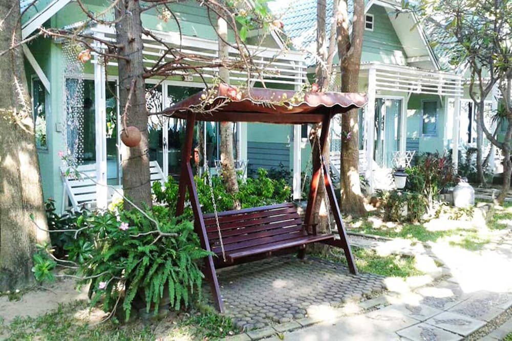 Sea Sky Beach Resort 17/45