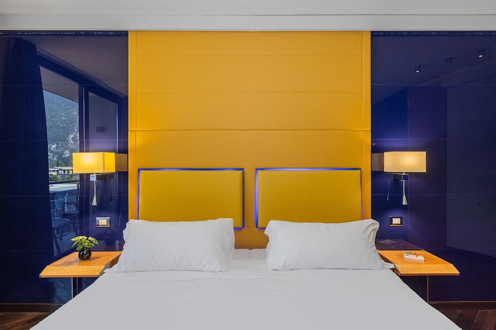 غرفة كلاسيكية بسرير مزدوج بشرفة، Hotel Garda 5/6