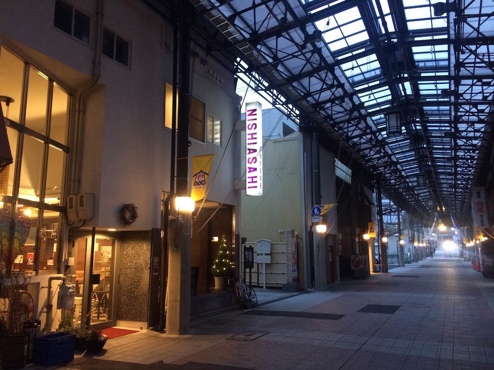 Nagonoya Cafe Guest House 4/42