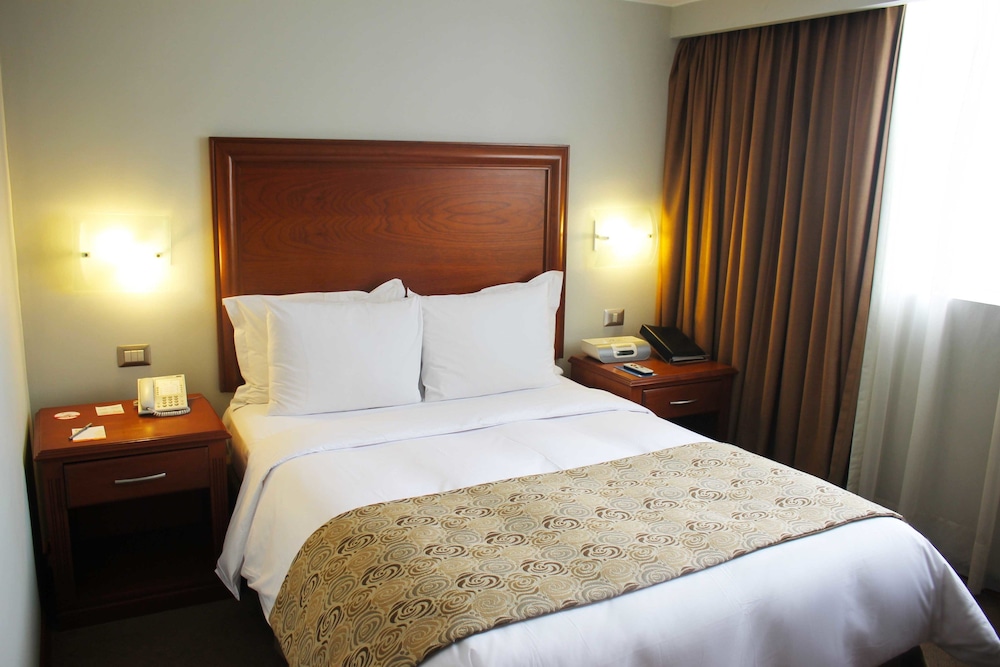 Sol de Oro Hotel And Suites 16/65