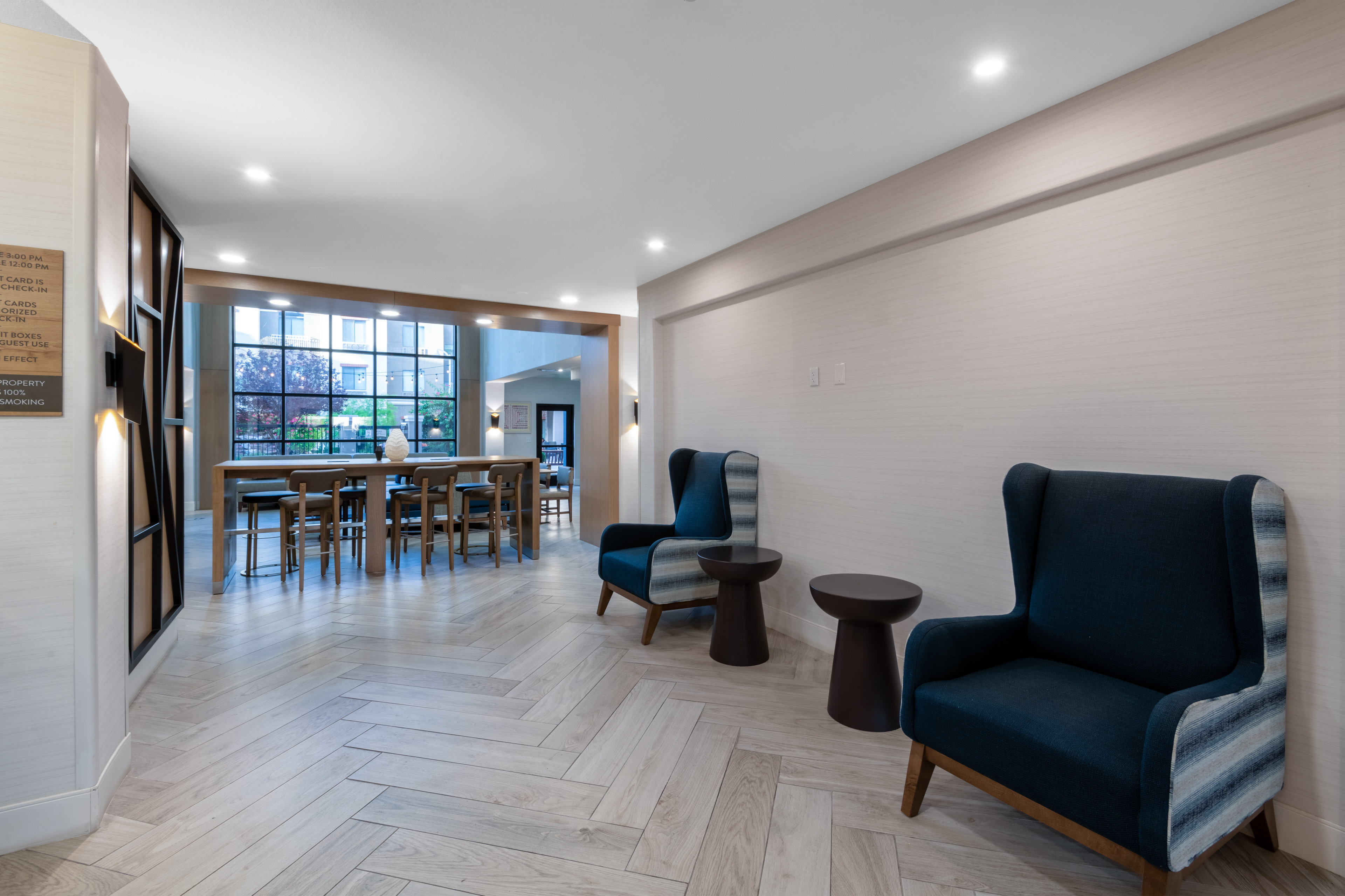 Staybridge Suites Phoenix-Glendale 31/65