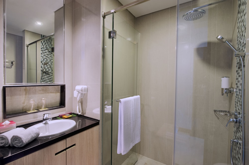 The Southern Hotel Surabaya 49/50