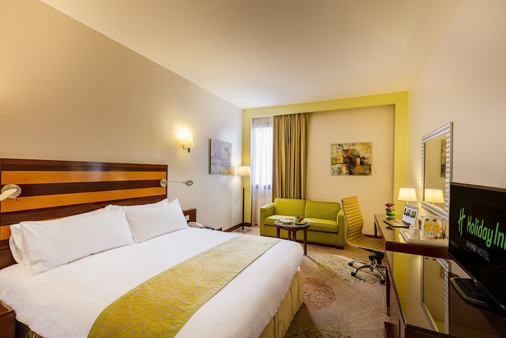 Holiday Inn Al Qasr 16/50