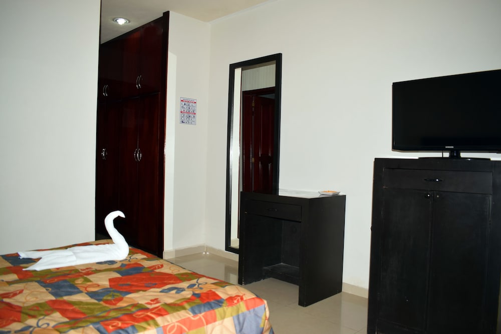 Hotel Juliet 18/34