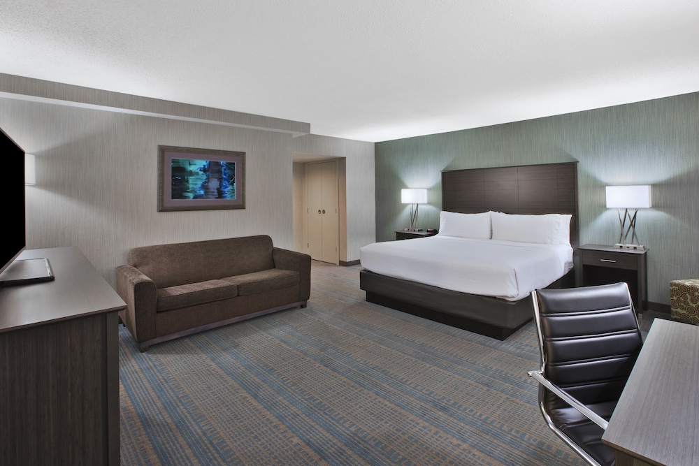 Holiday Inn Columbus Downtown Capital Square 14/65