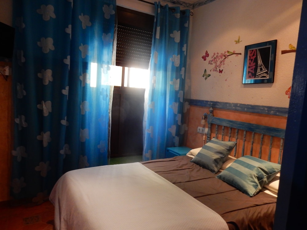Pension Giraldilla 31/67