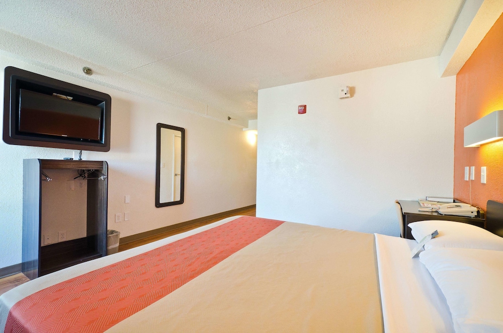 Motel6 Springfield, VA - Washington DC Southwest 29/47