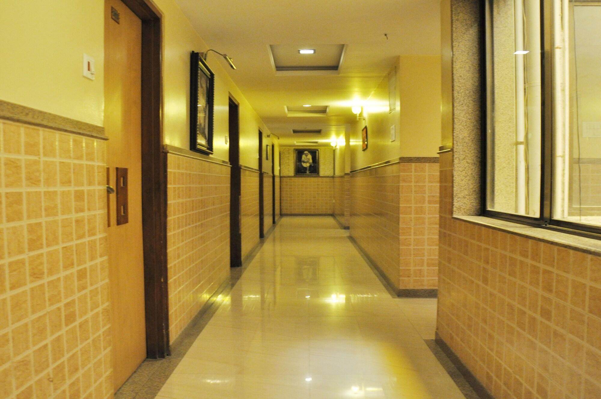 Hotel Sai Suraj Palace 11/20