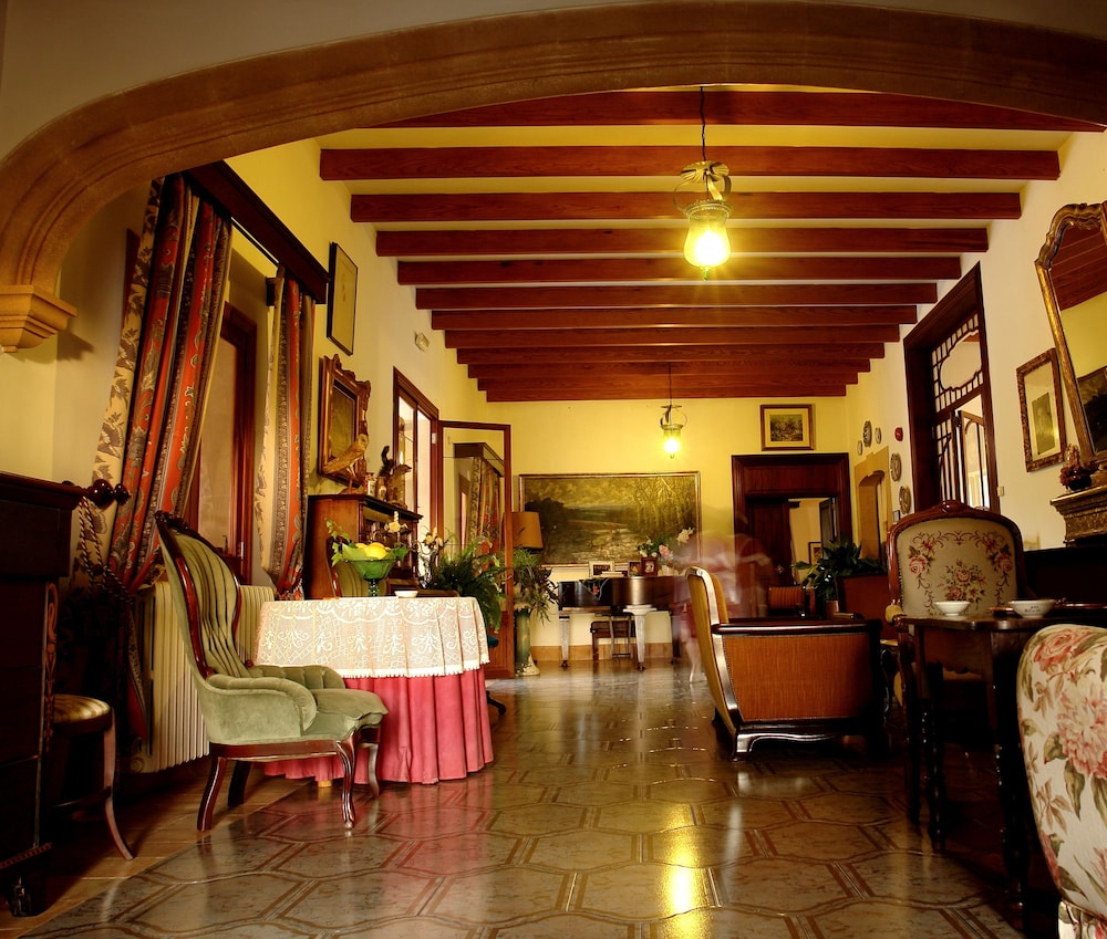 Aumallia Hotel And Spa 28/50