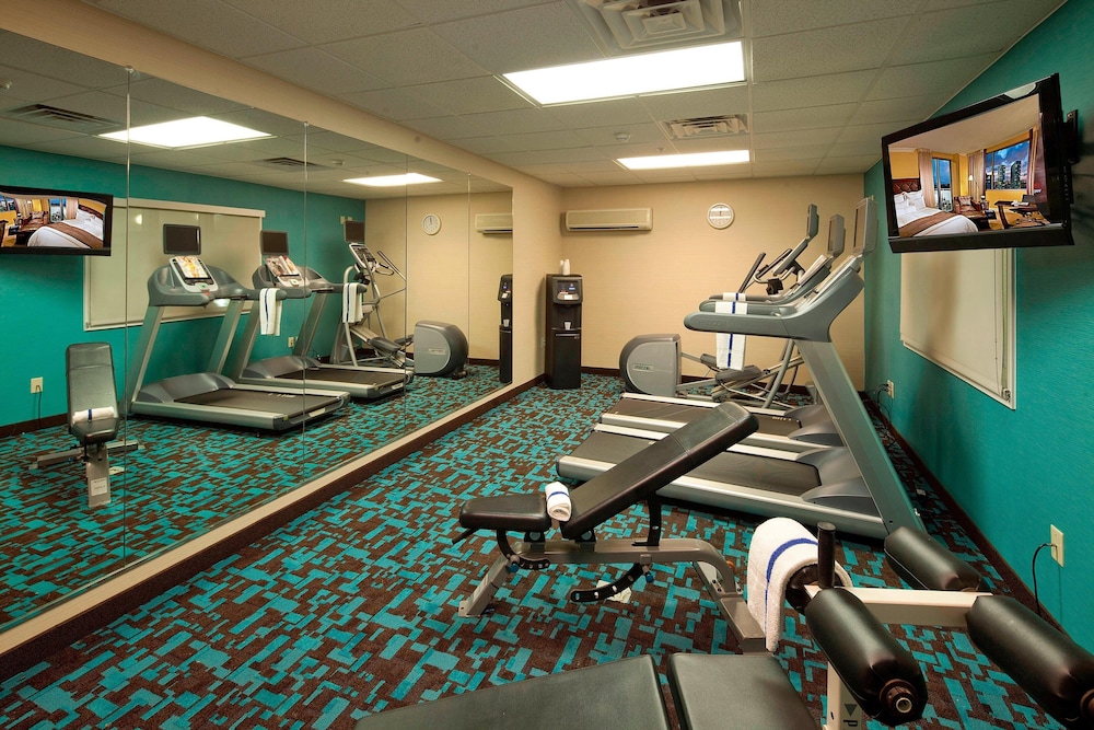 Fairfield Inn Suites By Marriott Cincinnati Eastgate 9/18