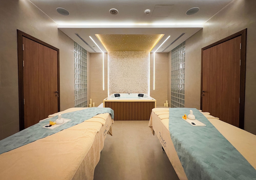 Swissotel Al Murooj Dubai 49/82