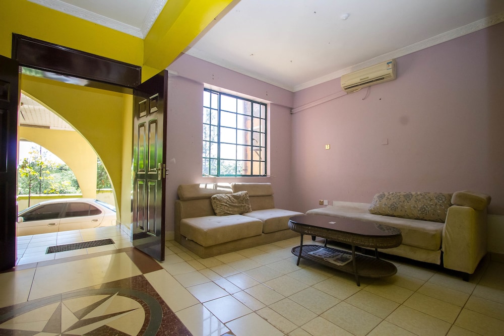 PARKVIEW SAFARI HOTEL & APARTMENTS 19/47