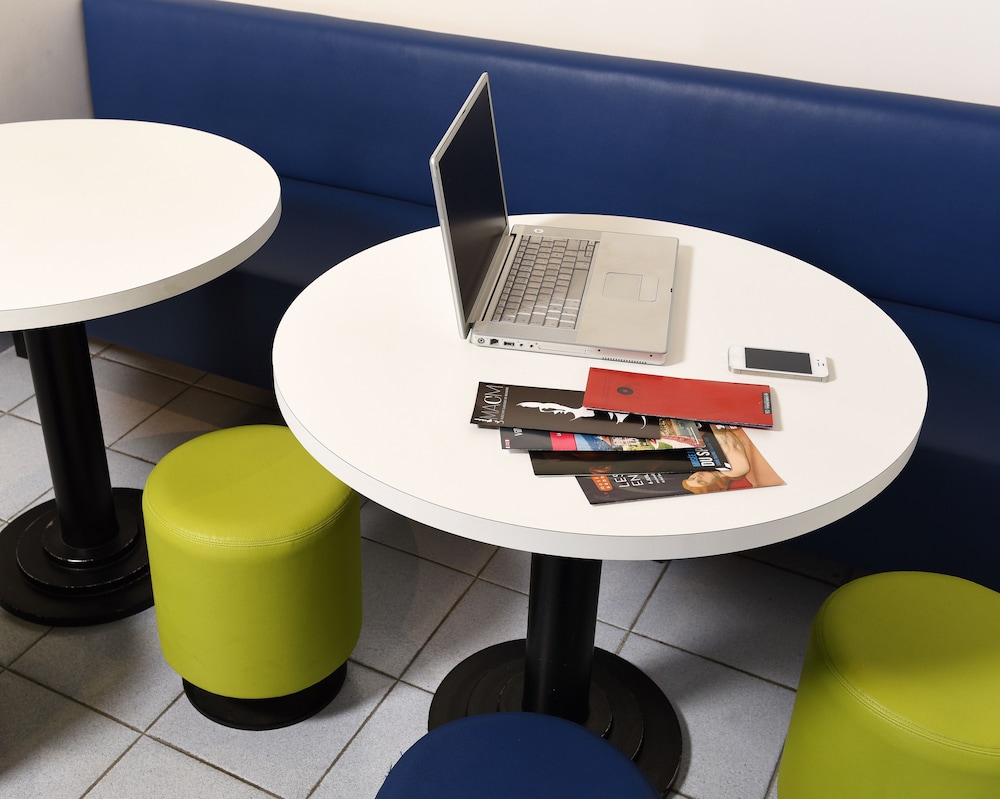 Ibis Budget Nice Aeroport Promenade Des Anglais 34/56
