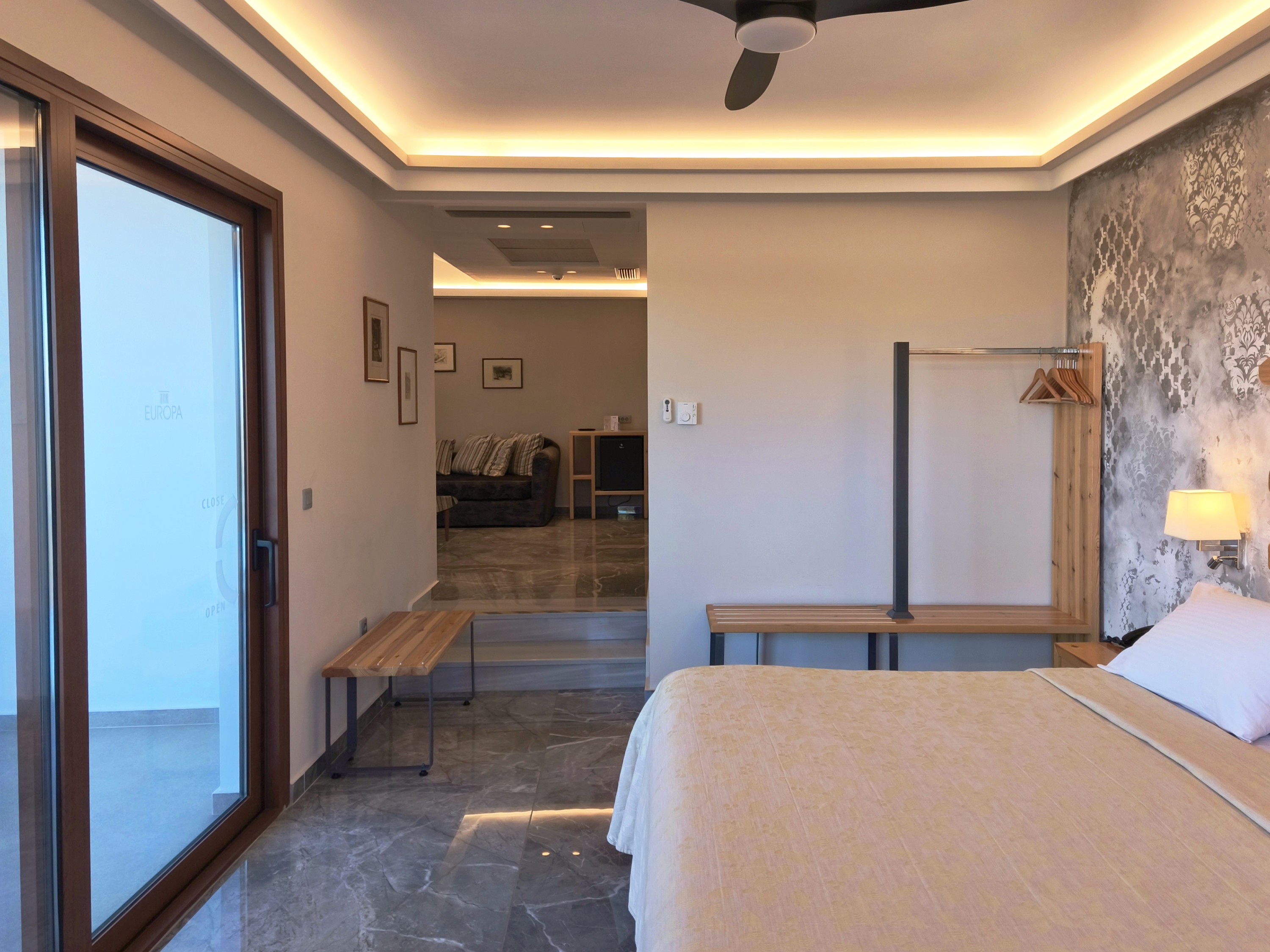 جناح بريميوم بغرفتي نوم، Hotel Europa Olympia 2/8