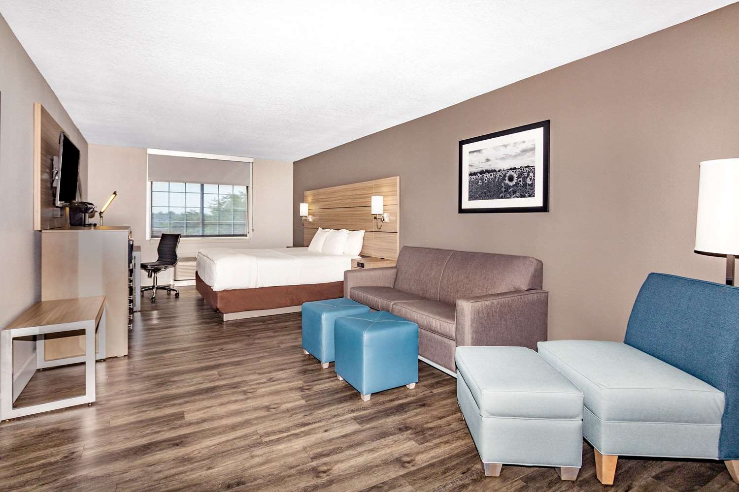 La Quinta Inn & Suites by Wyndham Joplin 41/56