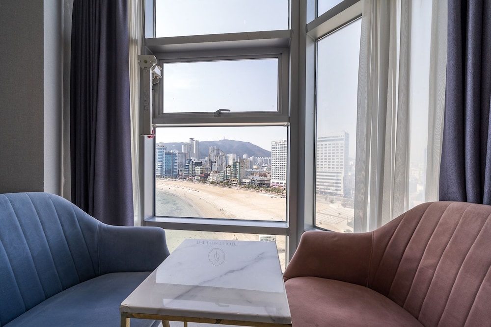 The Point Hotel 53/70
