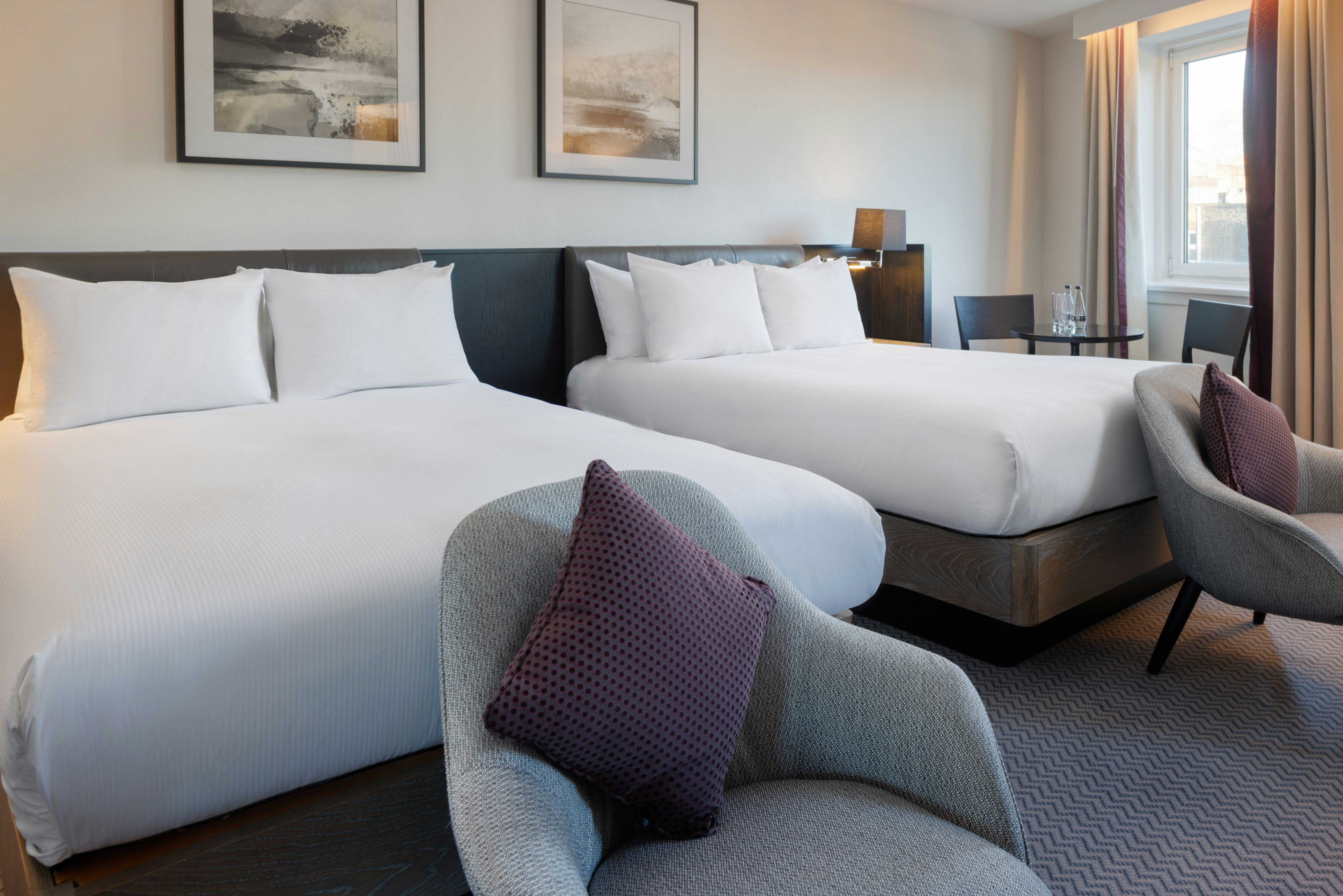 Deluxe, 2 Double beds