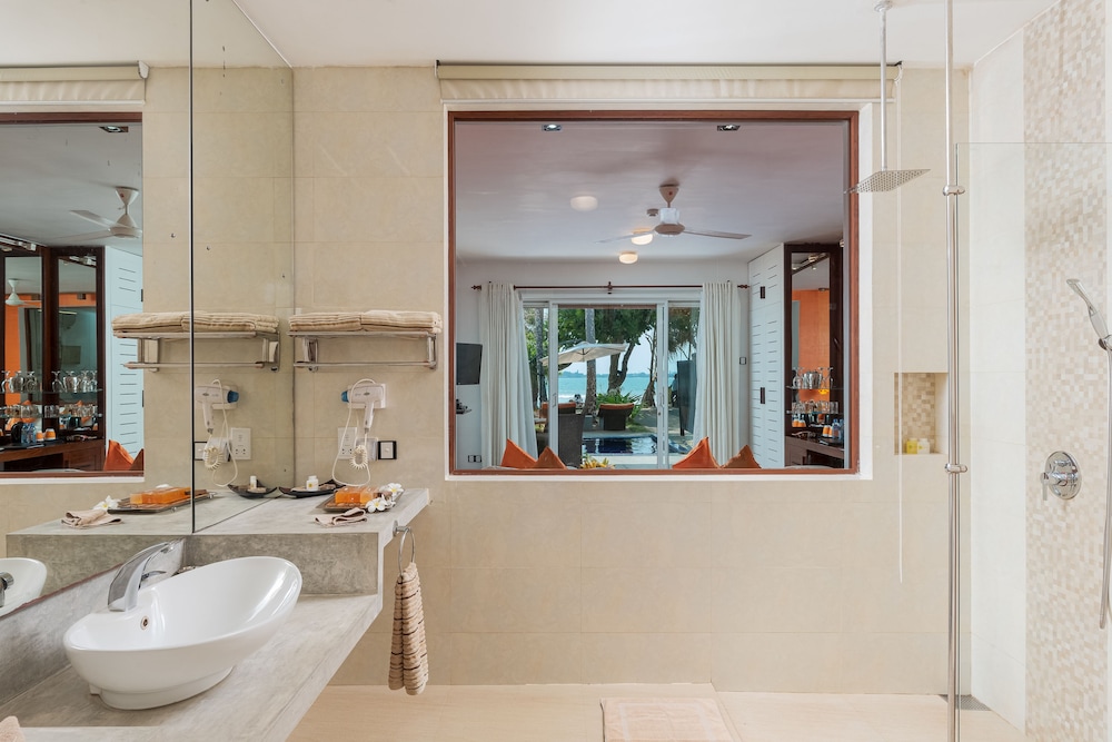 Deluxe, King Bed, Sea View, Plunge Pool, Hot Tub، Coco Bay Unawatuna 3/4
