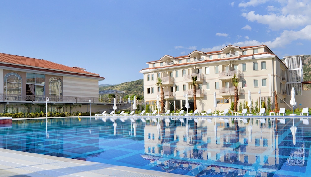Adempira Termal Spa Hotel 8/74