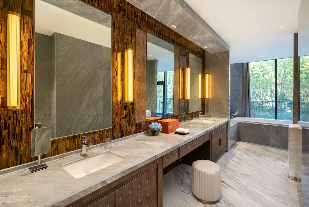 Radisson Collection Resort Nanjing 36/40