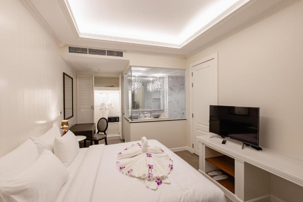 Siam Tharadol 23/72