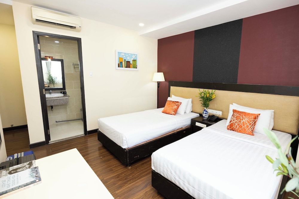 Asian Ruby Hotel & Apartment 26/62