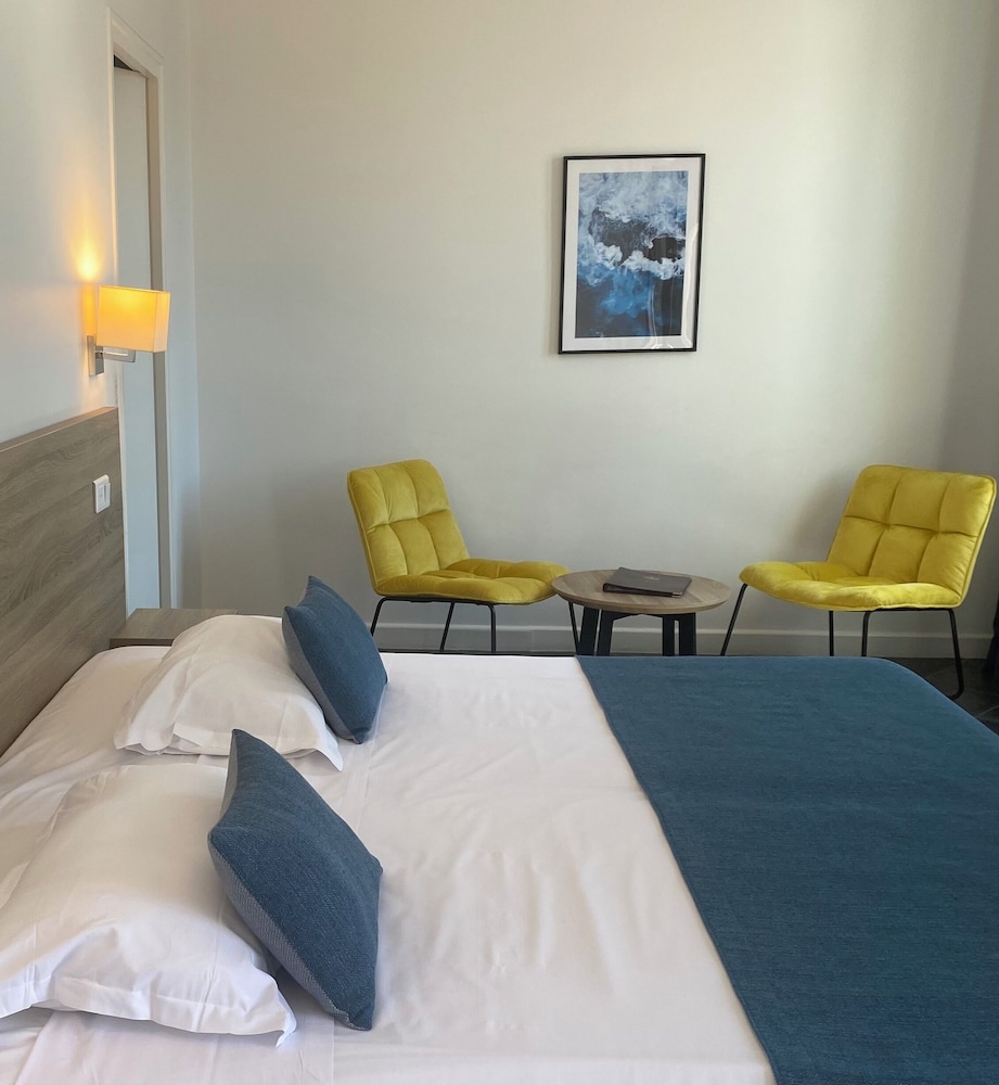GRAND COMFORT, SEA SIDE