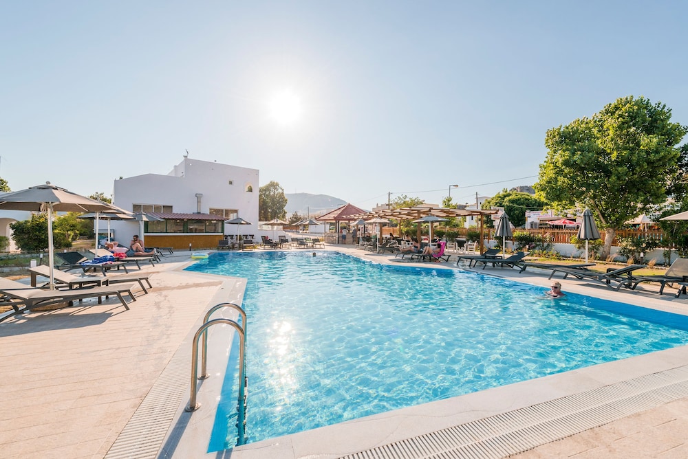 Belmare Hotel 43/45