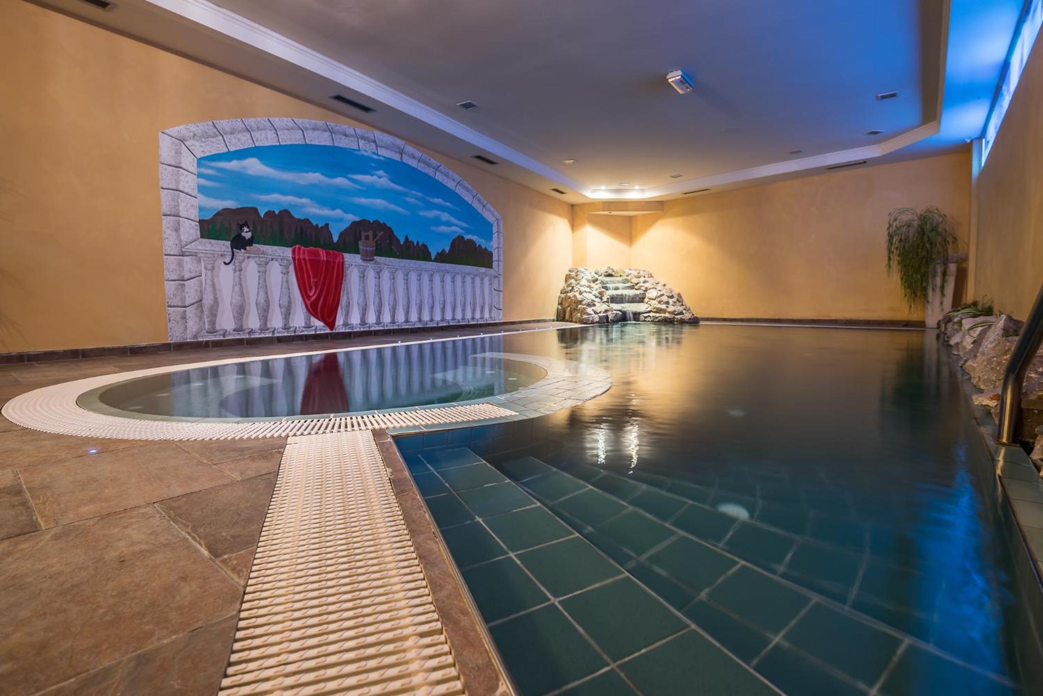 Hotel St. Raphael 32/53